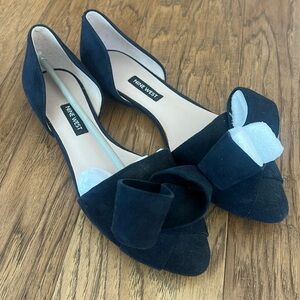 Nine West Navy Bows